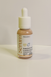 Sérum Hialuronico con protección solar